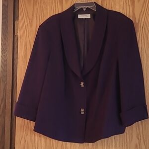 Women's suit jacket. Deep purple.